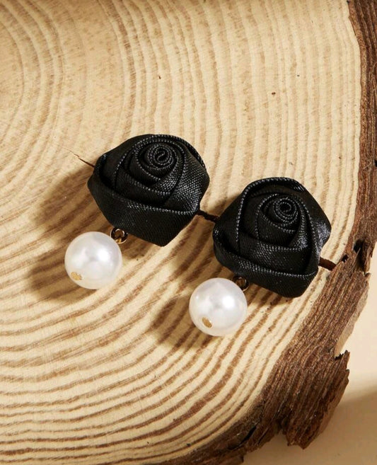 Black Rose & Pearl Earrings