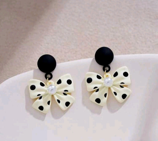 Bow Earrings